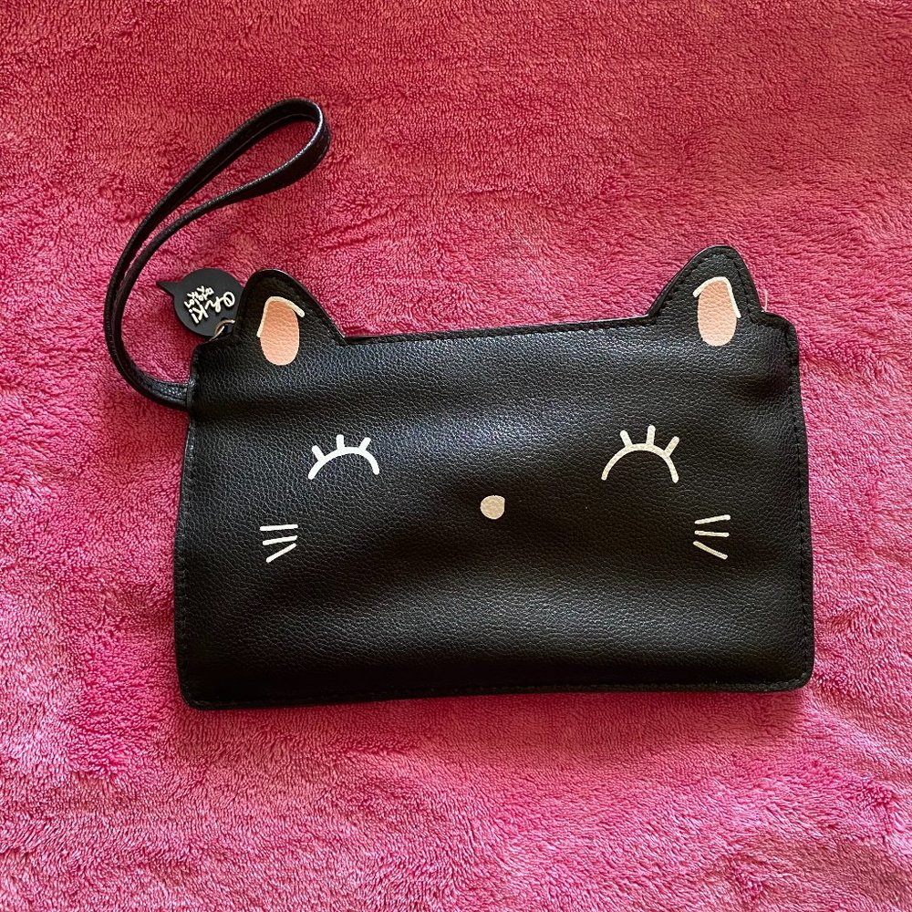 Cat Clutch